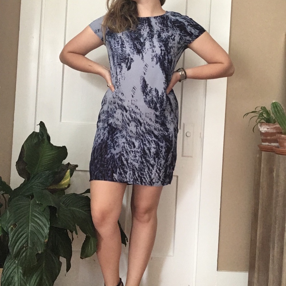 Blue tie dye shift dress